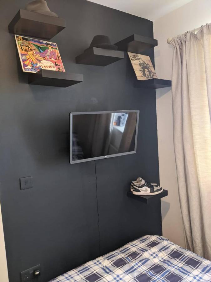 Beautifully Decorated Contemporary 2 Bedroom Flat Λονδίνο Εξωτερικό φωτογραφία
